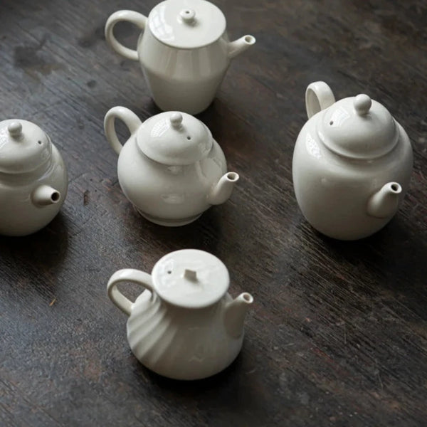 White Glazed Porcelain Teapot-ToShay.org