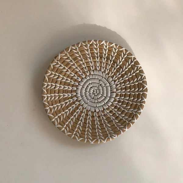 Woven Straw Wall Plate-ToShay.org