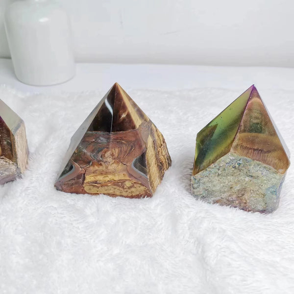 Crystal Rough Pyramid-ToShay.org